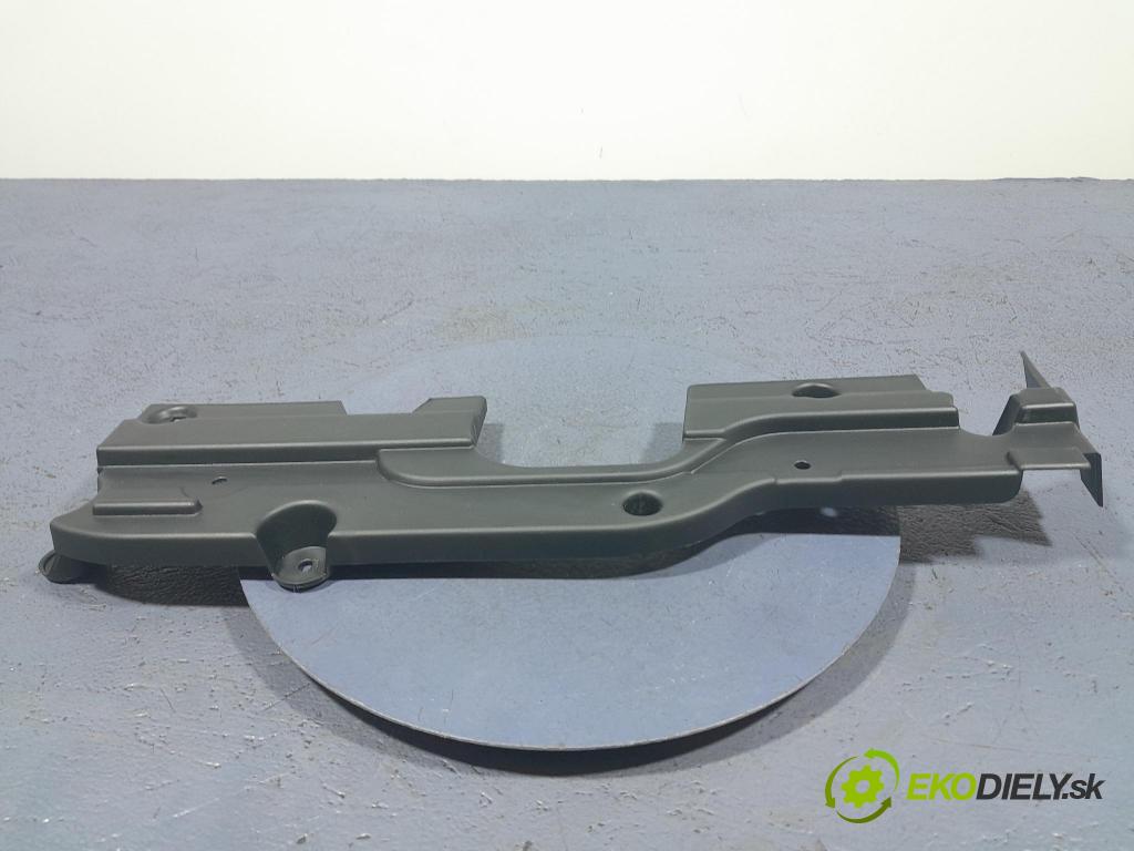 Bmw X3 2022 lišta kufra: 7396583