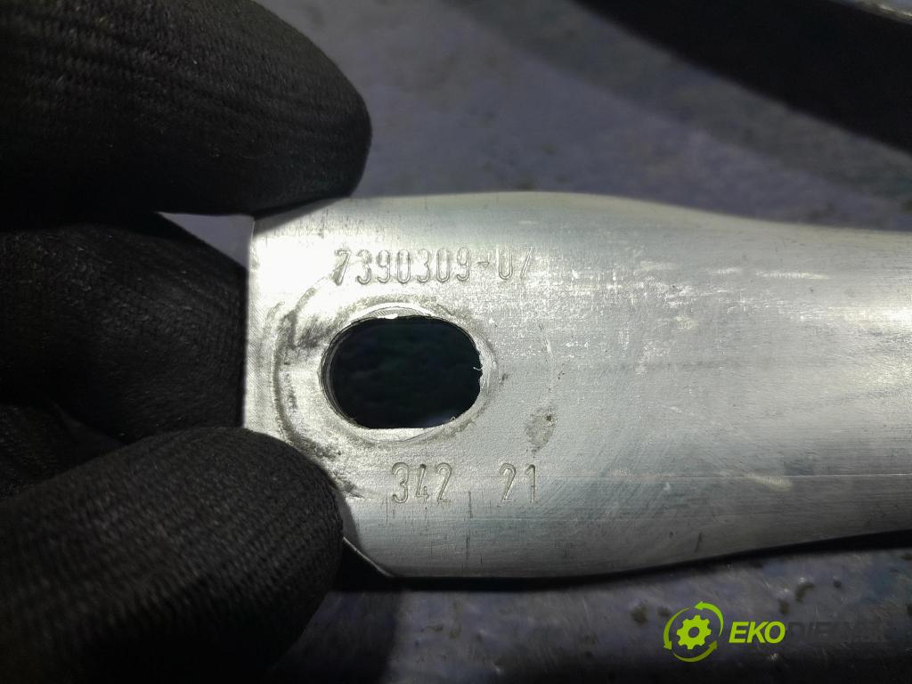 Bmw X3 2022 McPerson: Vľavo: 7390309