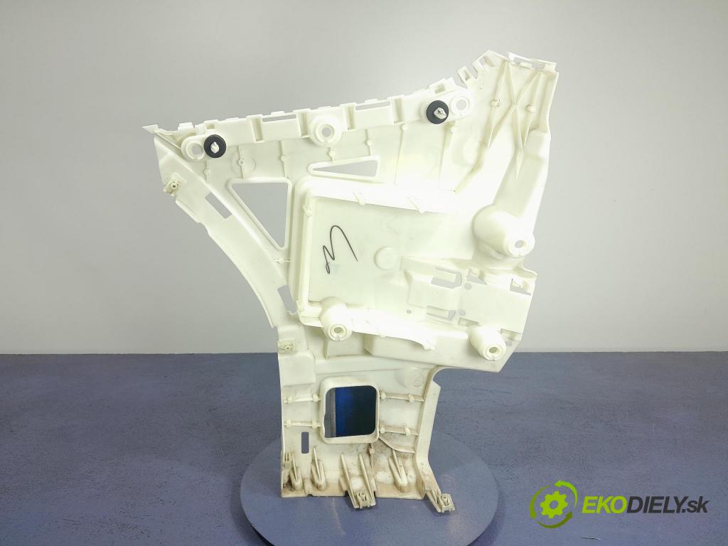 Bmw X3 2022 Upevnenie: narazník 8081886