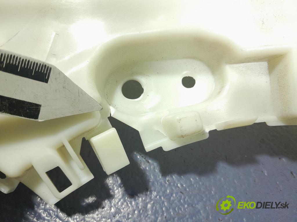 Bmw X3 2022 Upevnenie: narazník 8081885