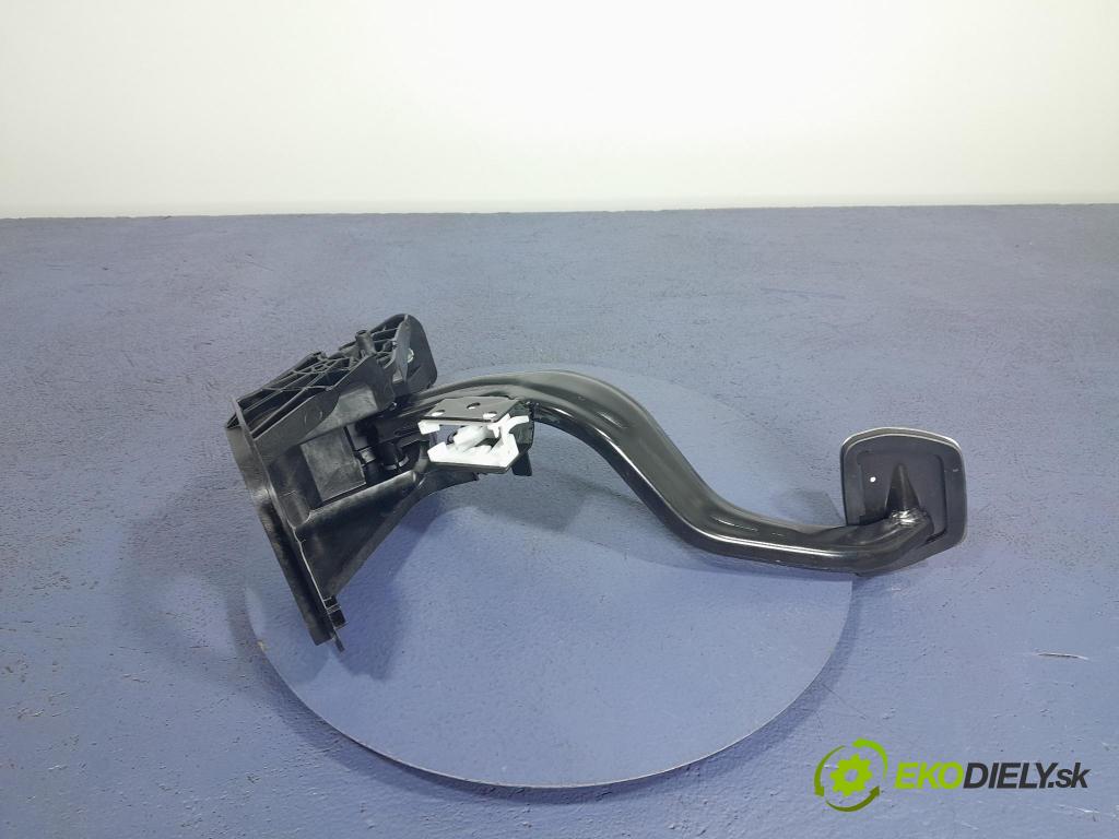 Bmw X3 2022 pedály 6874273