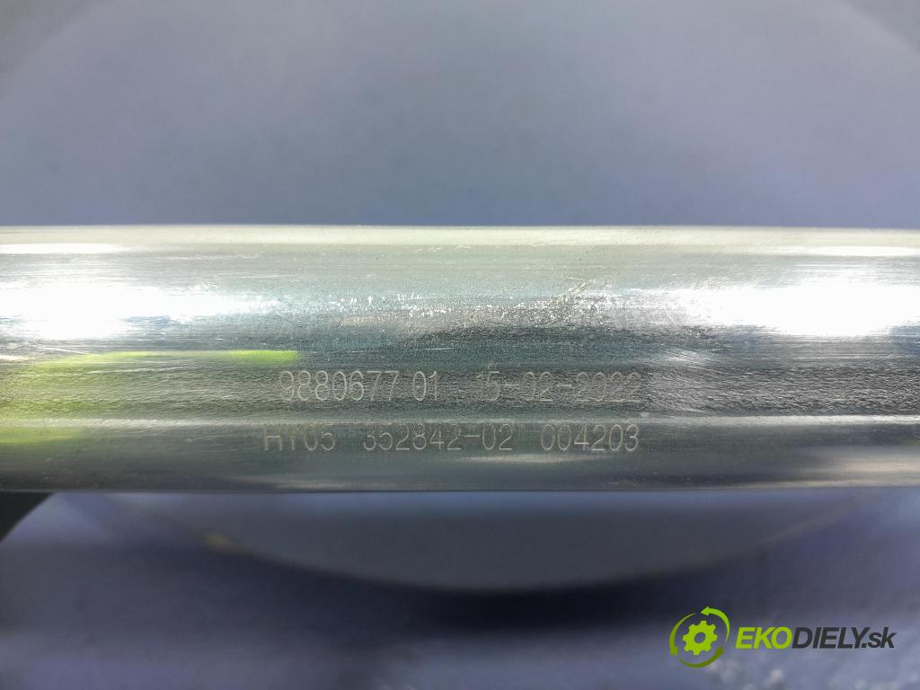 Bmw X3 2022 McPerson: Vľavo: 9880677