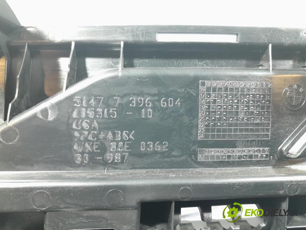Bmw X3 2022 lišta kufr 7396604