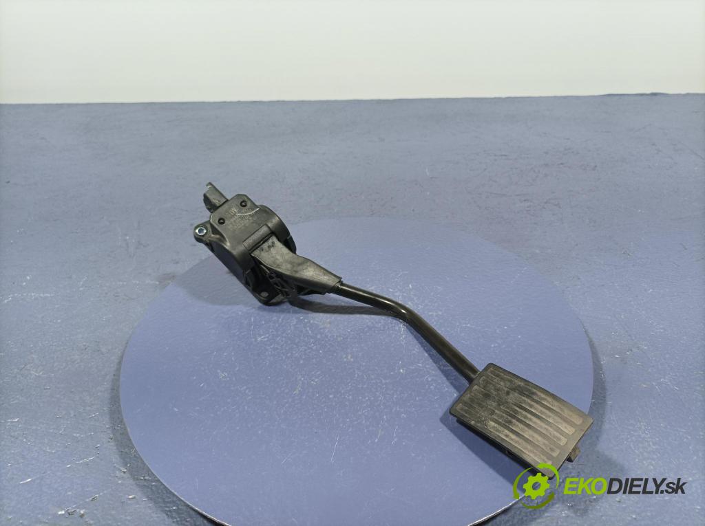 Citroen C5 2010 pedal Plyn: 9686212980
