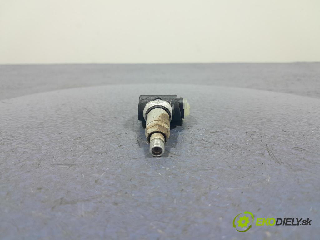 Bmw X3 2022 snímač Tlak Pneumatiky: 6887140