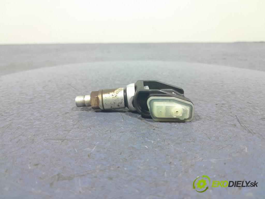Bmw X3 2022 snímač Tlak Pneumatiky: 6887140