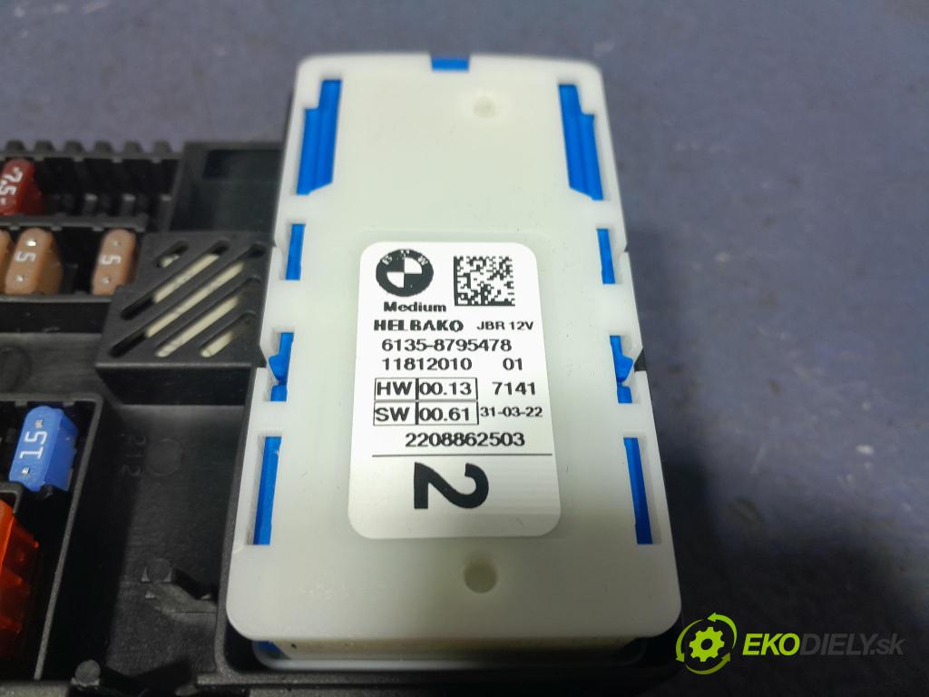 Bmw X3 2022 skrinka Poistky: 5A04502