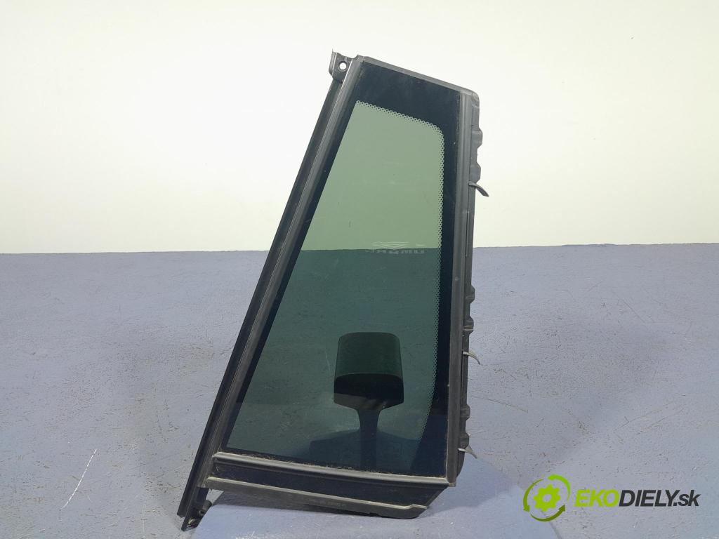 Bmw X3 2022 sklo dveře Zad: levé 7410055