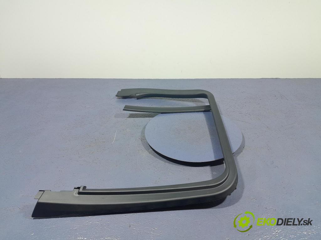 Bmw X3 2022 kryt Plast: Interiéry: 7410295