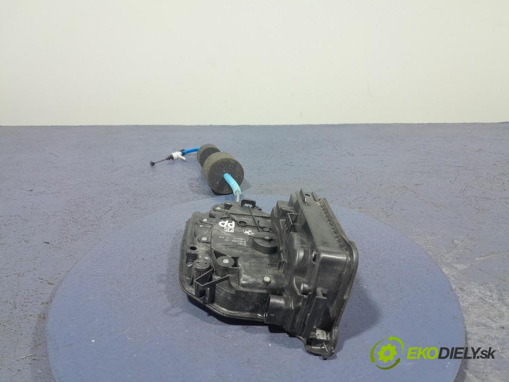 Bmw X3 2022 zámek dveře před v pravo: 9492094