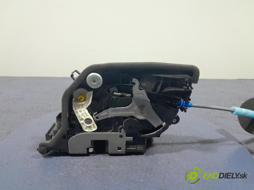 Bmw X3 2022 zámek dveře před Levý: 9492091