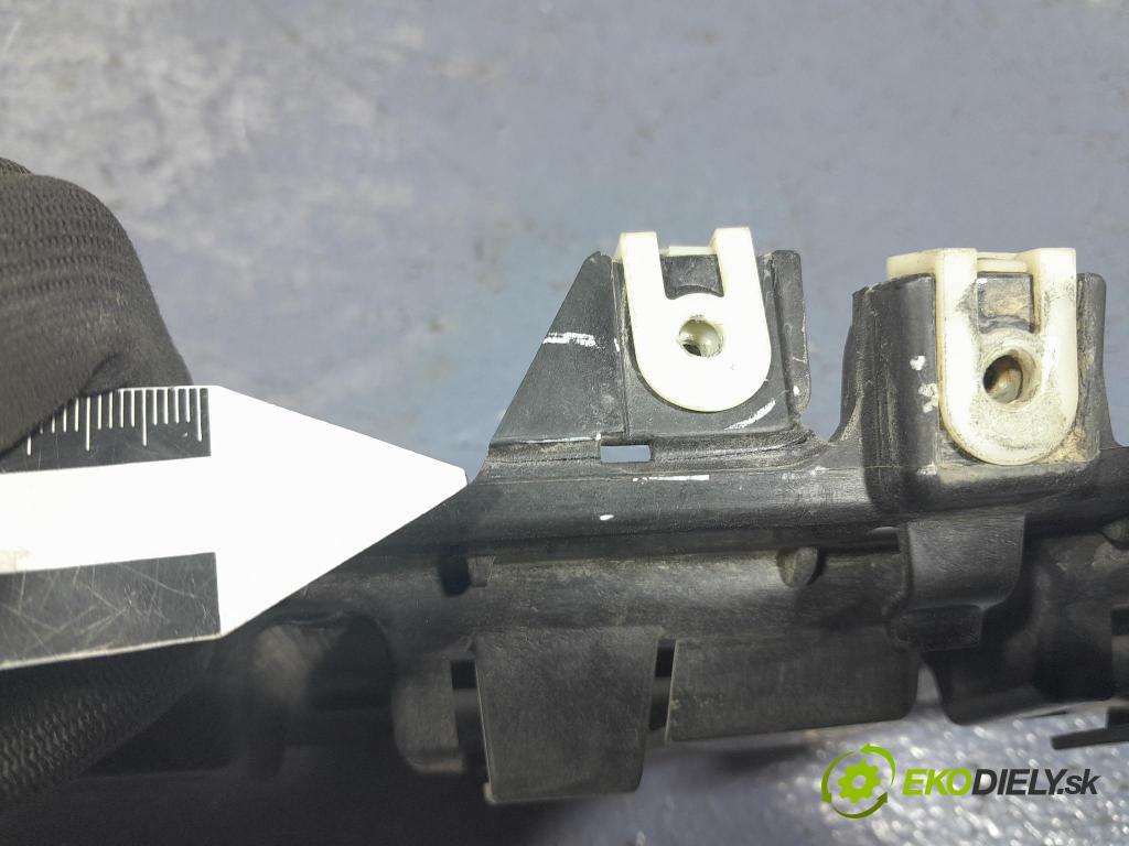 Bmw X3 2022 Upevnenie: narazník 8081849