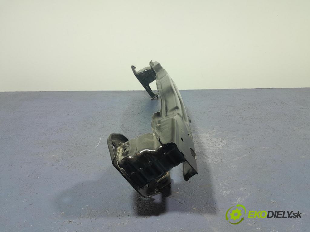 Bmw X3 2022 výstuha narazník zad 7400008