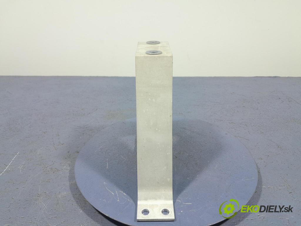 Bmw X3 2022 výstuha Pozastavenia: zad 7391460