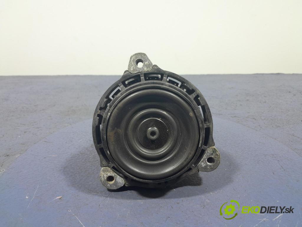 Bmw X3 2022 Vankúš/: držiak Motor: 6860496