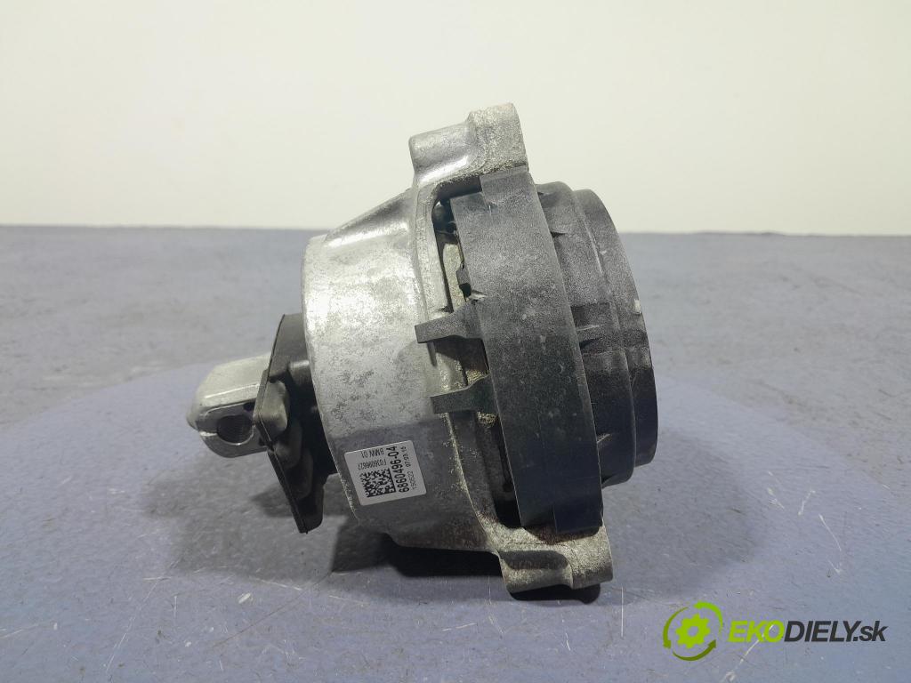 Bmw X3 2022 Vankúš/: držiak Motor: 6860496