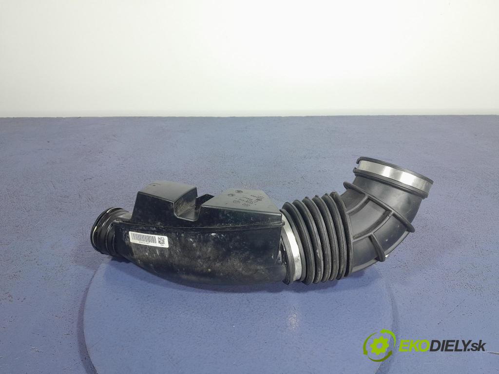 Bmw X3 2022 trubka Vzduch: 8663614