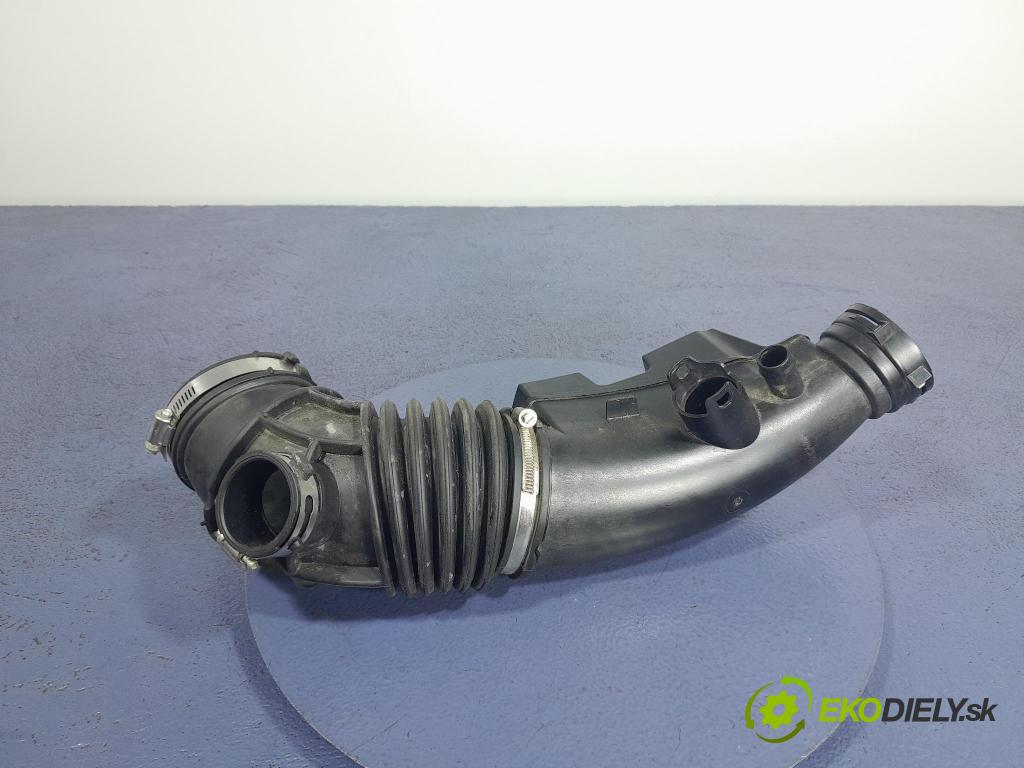 Bmw X3 2022 trubka Vzduch: 8663614