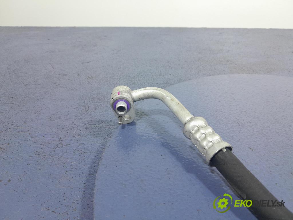 Bmw X3 2022 rúrka Klimatizácia: 9868421