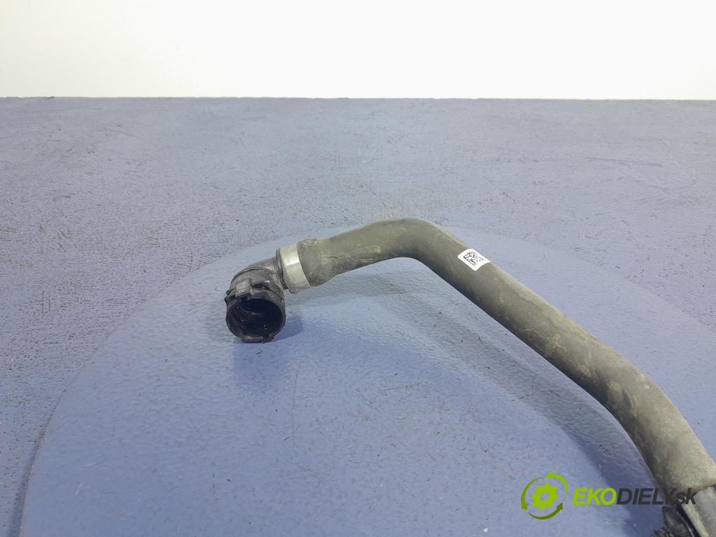 Bmw X3 2022 trubka Chladič: 9894745