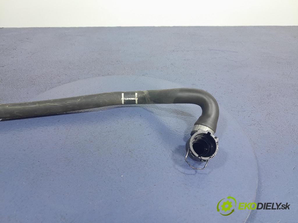 Bmw X3 2022 trubka Chladič: 9894745