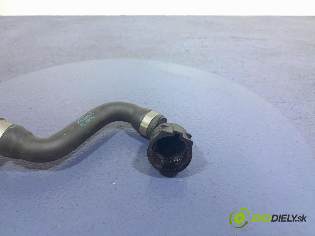 Bmw X3 2022 trubka Chladič: 8670700