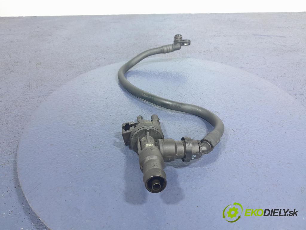 Bmw X3 2022 trubka Vzduch: 8665234