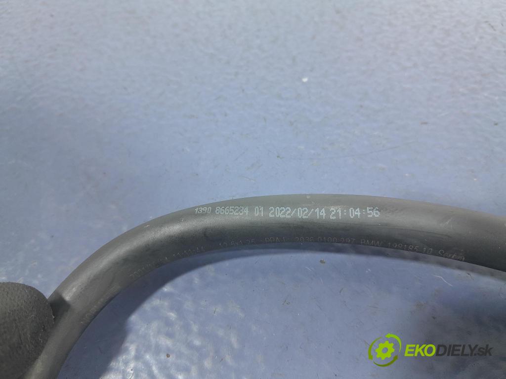 Bmw X3 2022 trubka Vzduch: 8665234