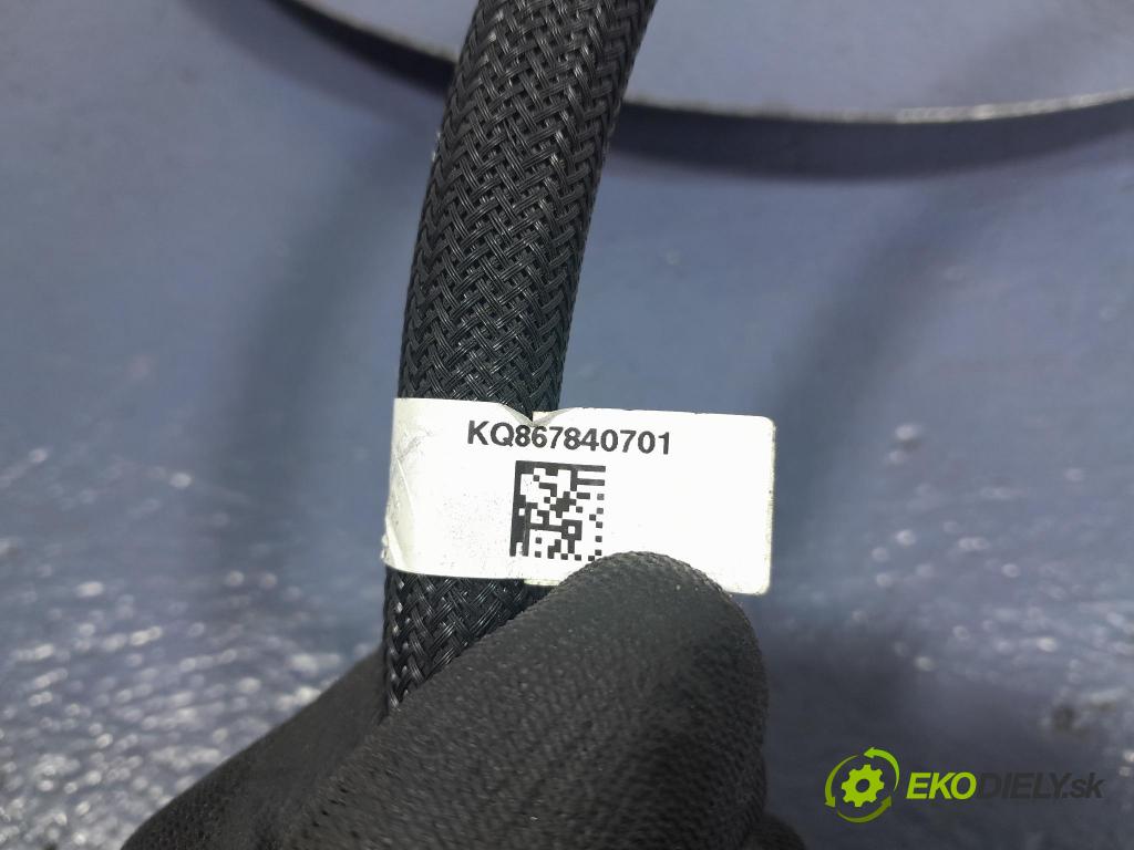 Bmw X3 2022 rúrka paliva 8678407