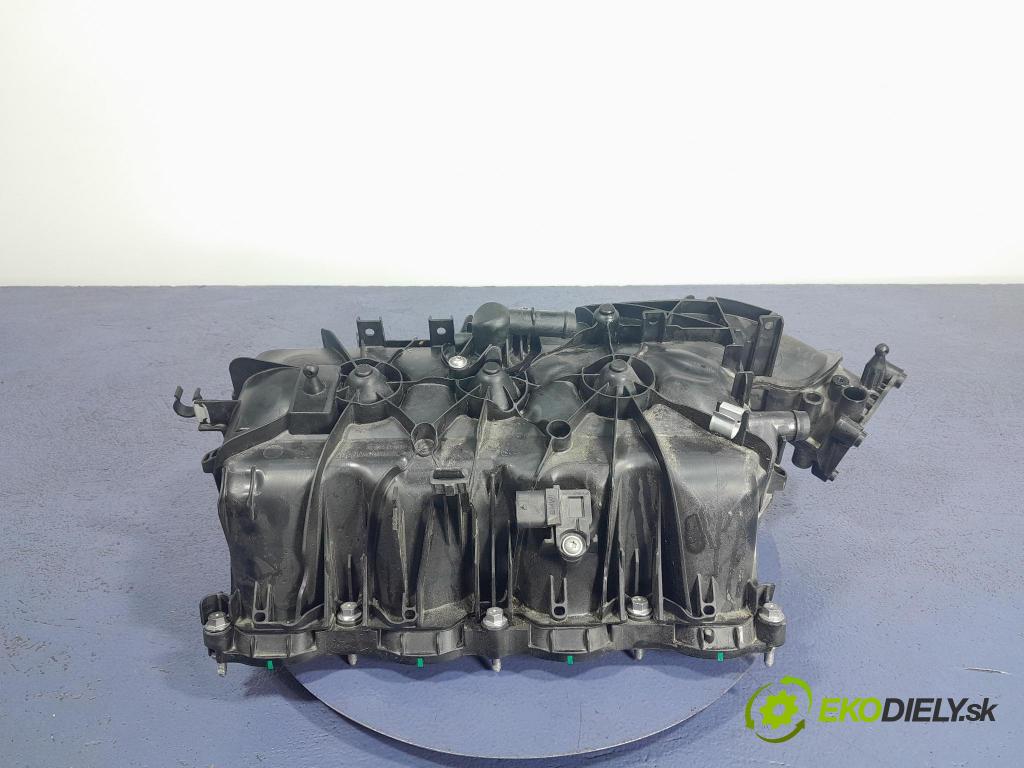 Bmw X3 2022 potrubí Sání: 8647975