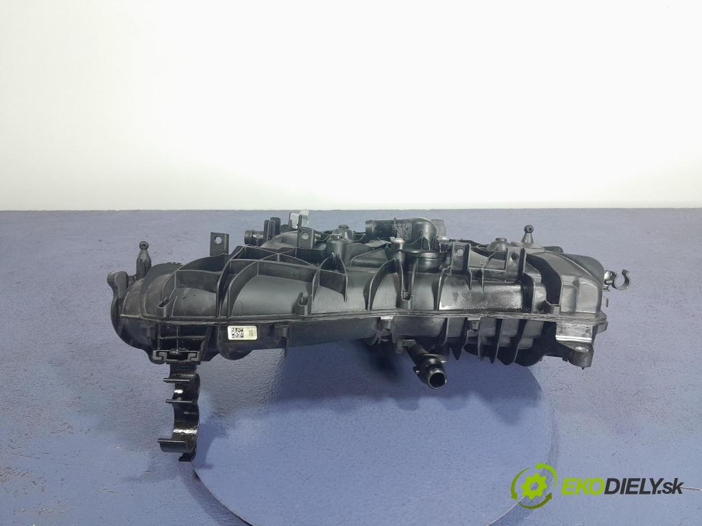 Bmw X3 2022 potrubí Sání: 8647975