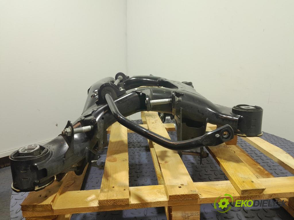 Bmw X3 2022 výztuha Pozastavenia: Zad: 