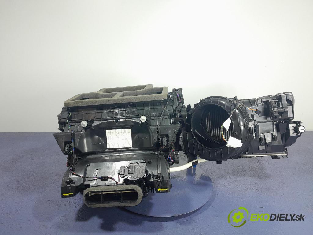 Bmw X3 2022 radiátor 7942068