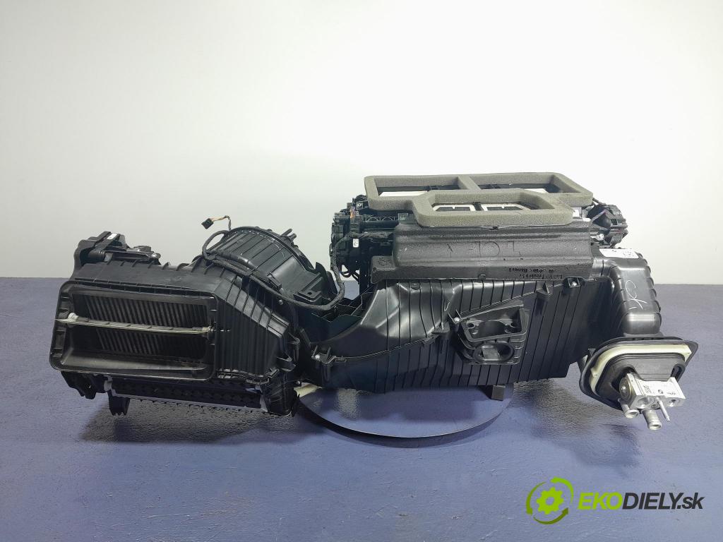 Bmw X3 2022 radiátor 7942068
