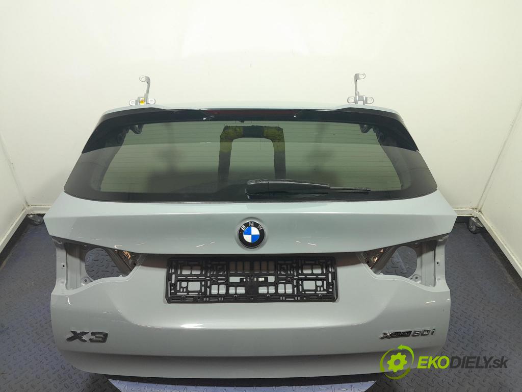 Bmw X3 2022 zadní dveře kufra: kufr