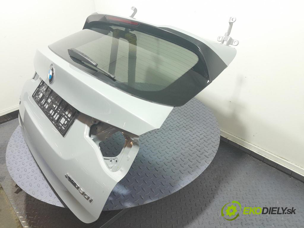 Bmw X3 2022 zadní dveře kufra: kufr