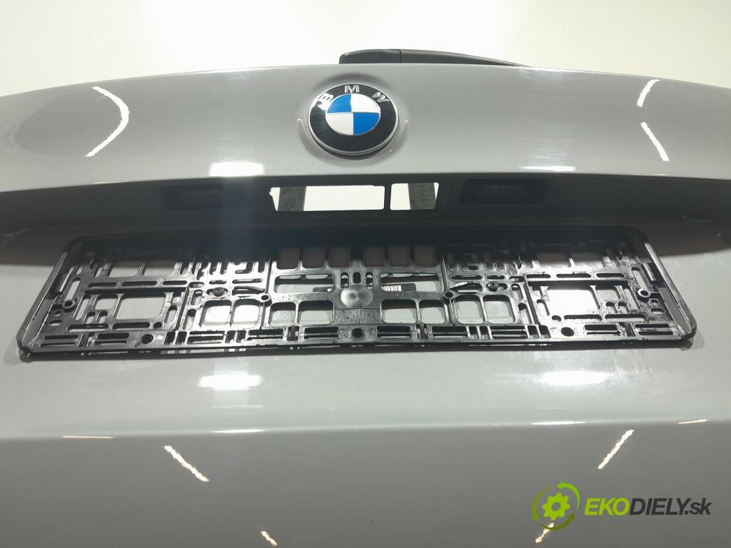 Bmw X3 2022 zadní dveře kufra: kufr