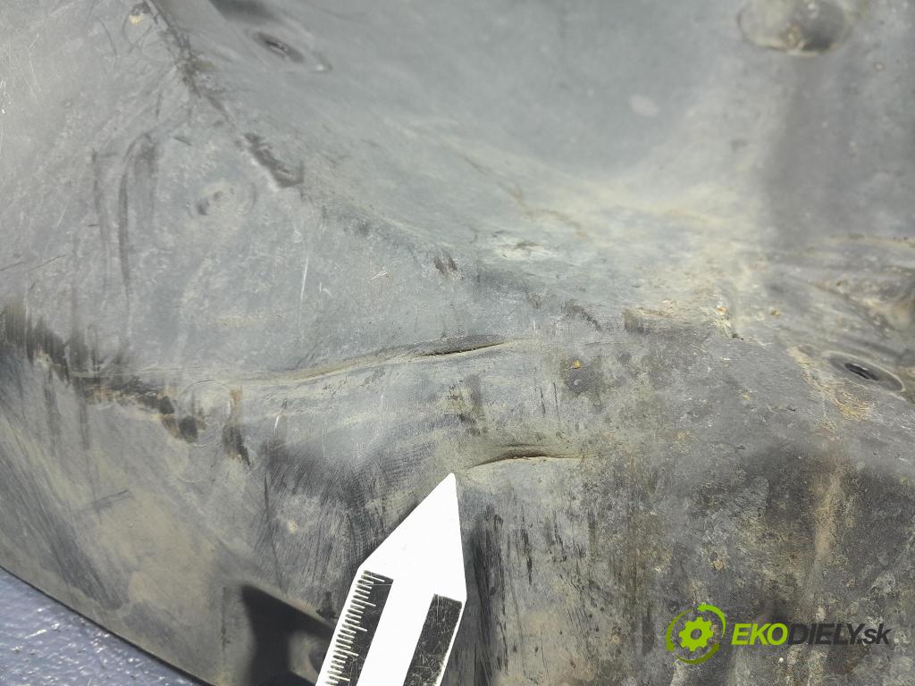 Bmw X3 2022 blatník: Plastický před 7394815