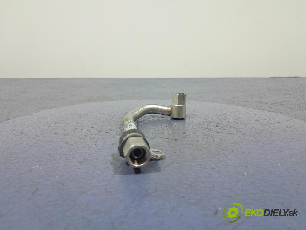 Porsche Cayenne 2019 trubka Paliva: 0P2127507B
