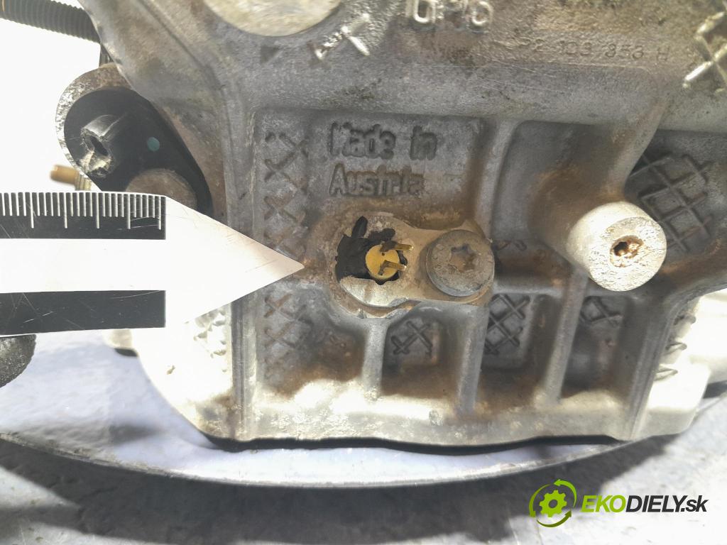 Porsche Cayenne 2019 hlava Motor: 0P2103403