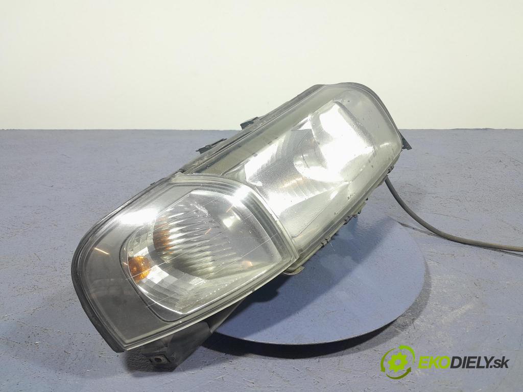 Volvo S80 2000 světlo v pravo: