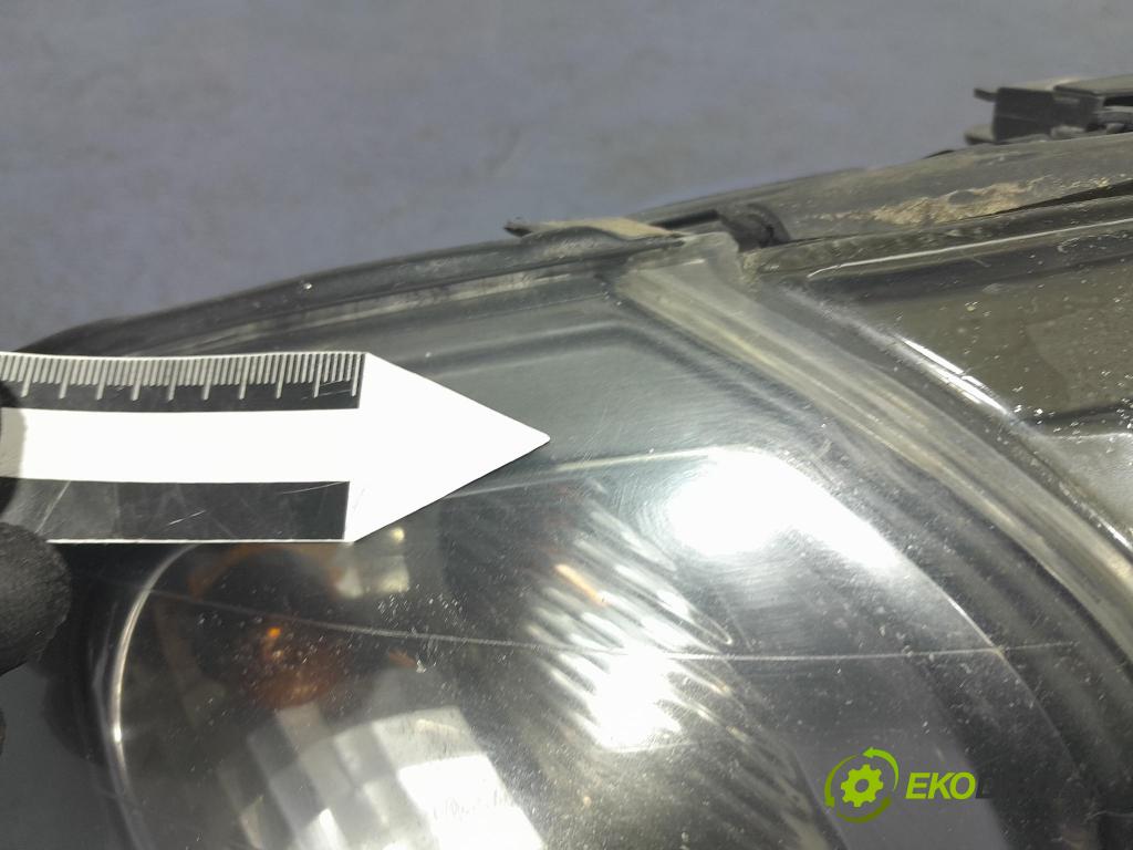 Volvo S80 2000 světlo v pravo: