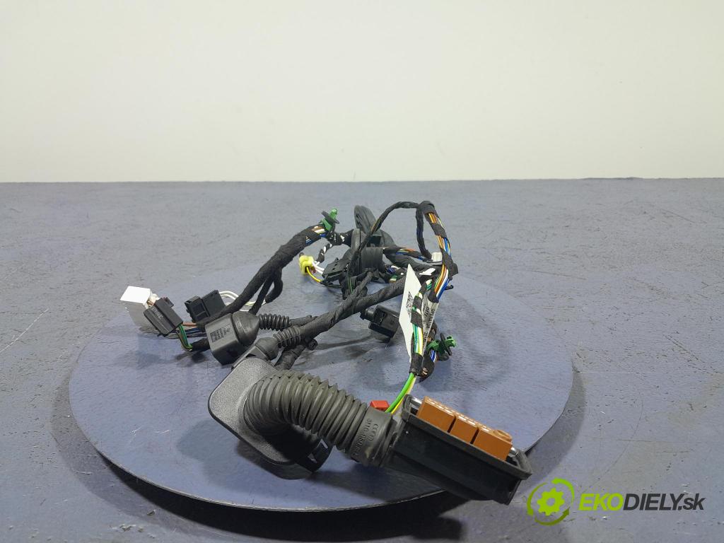 Porsche Cayenne 2019 instalace Elektrický: 9Y0971161FL