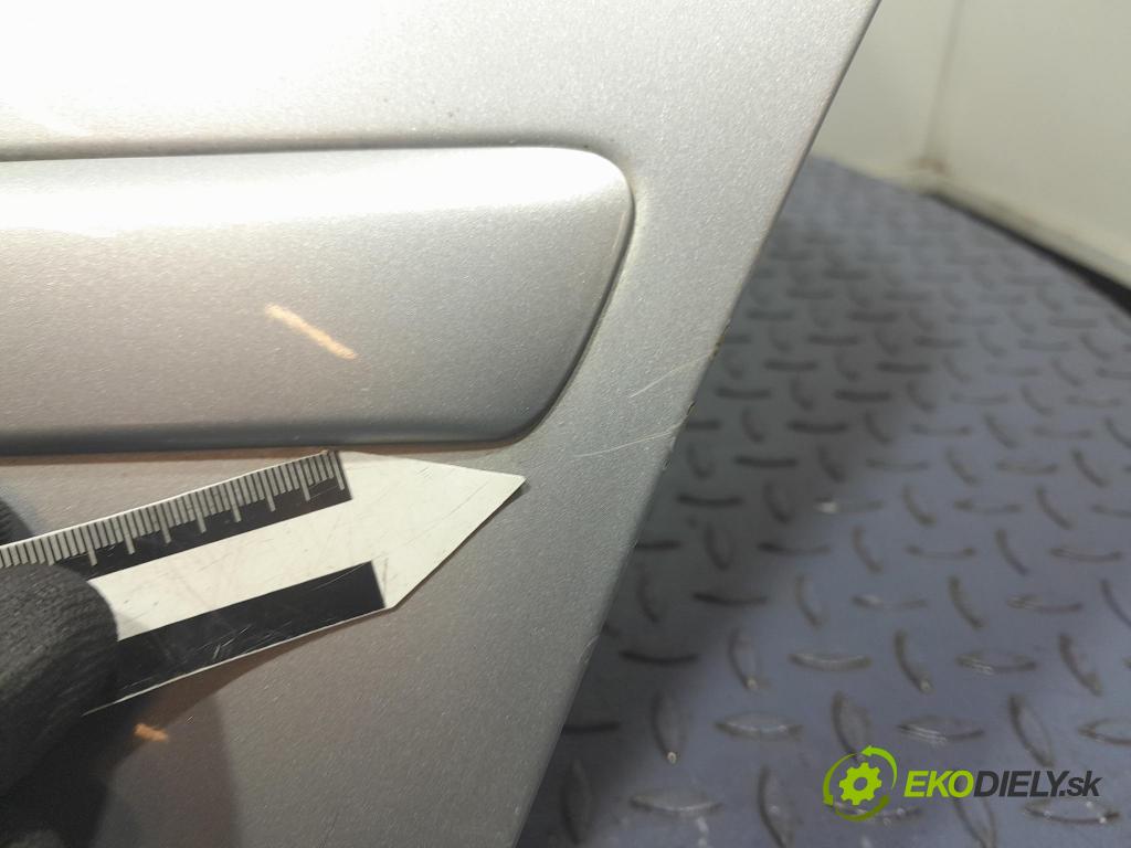 Audi A4 2007 dveře Zad: Vlevo, odjet: