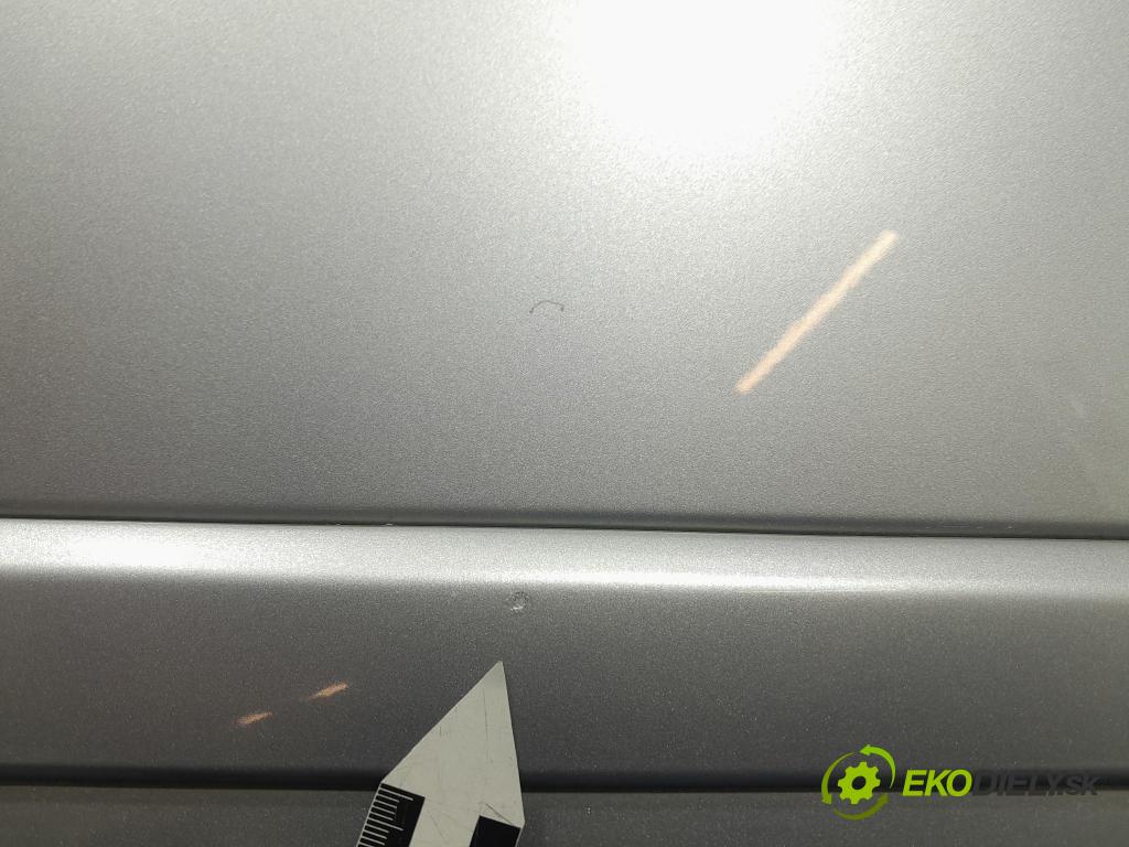 Audi A4 2007 dveře Zad: prave