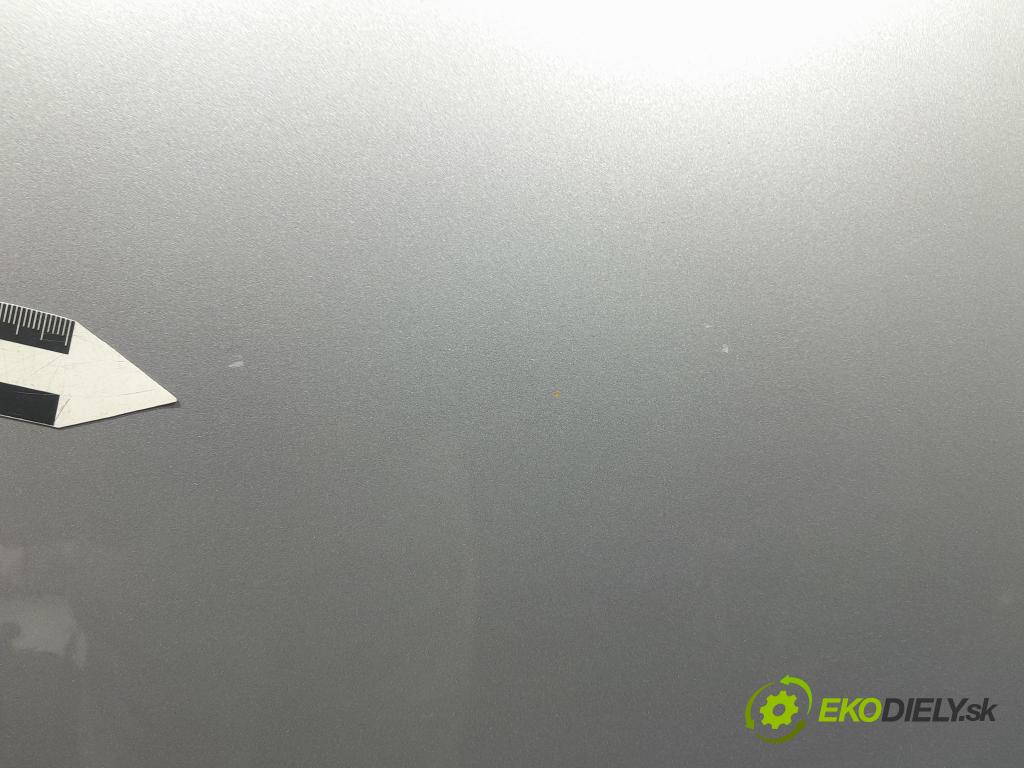 Audi A4 2007 dveře před Vlevo, odjet:
