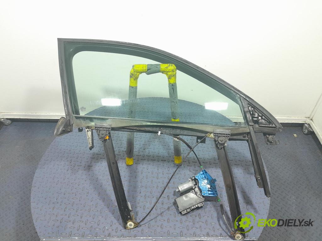 Audi A4 2007 mechanismus stahování Sklenka: před v pravo: 8E0837630