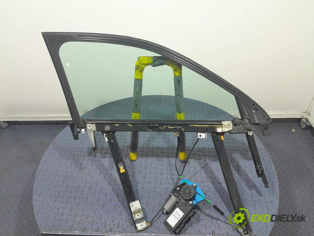 Audi A4 2007 mechanismus stahování Sklenka: před Levý: 8E0837629