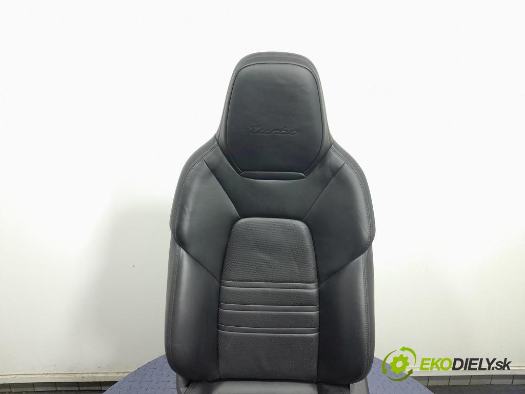 Porsche Cayenne 2019 Sedačka Ovládače: