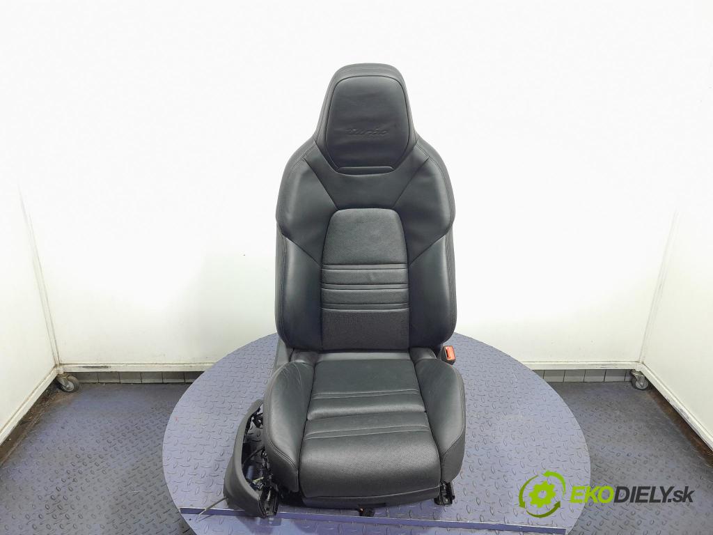 Porsche Cayenne 2019 Sedadlo spolujezdce